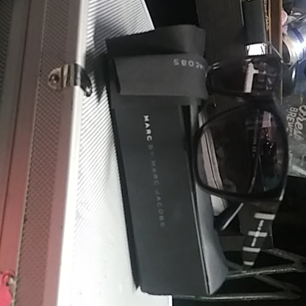 Marc Jacobs. Women's sun glasses